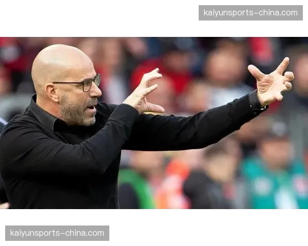 多特蒙德主席瓦茨克怒斥欧足联站席新规为官僚主义