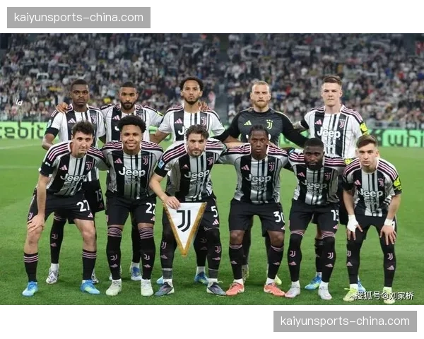 洛卡特利效仿麦肯尼，科莫利推动续约确保尤文核心留队